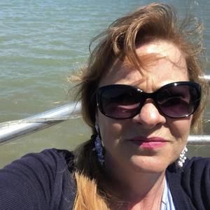 Meet your Posher, Debra